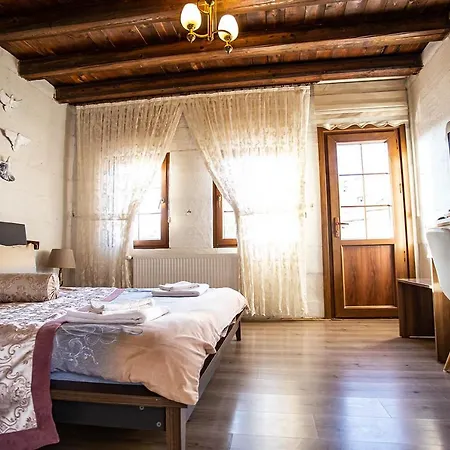 Konukevi Seval White House Kapadokya 3*