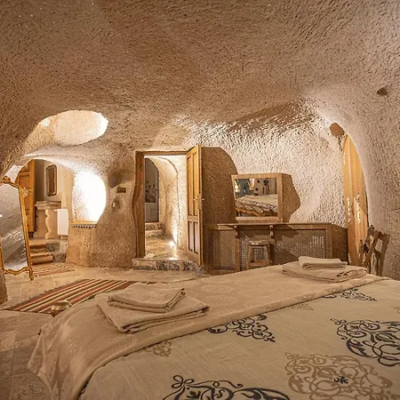 Seval White House Kapadokya 3*